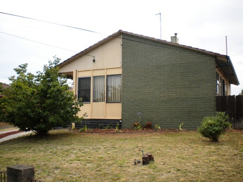 7 Forest Drive, Frankston North VIC 3200