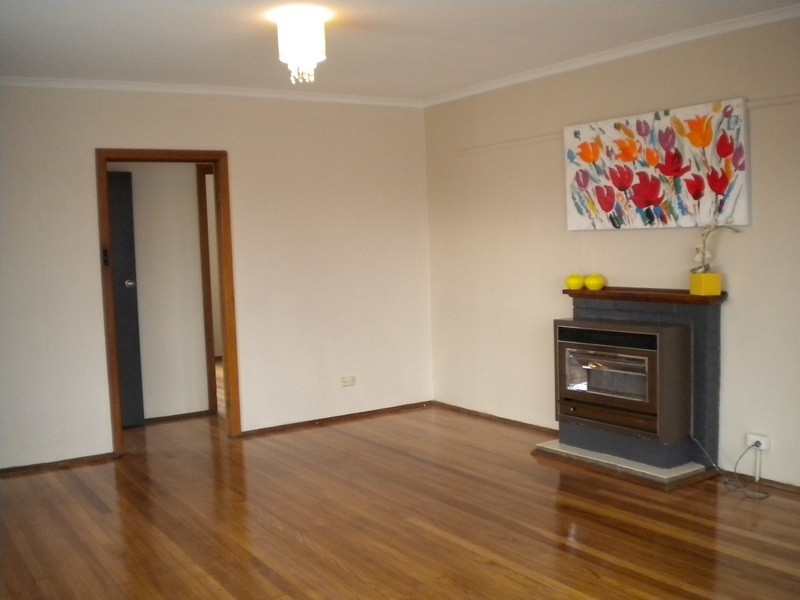 7 Forest Drive, Frankston North VIC 3200