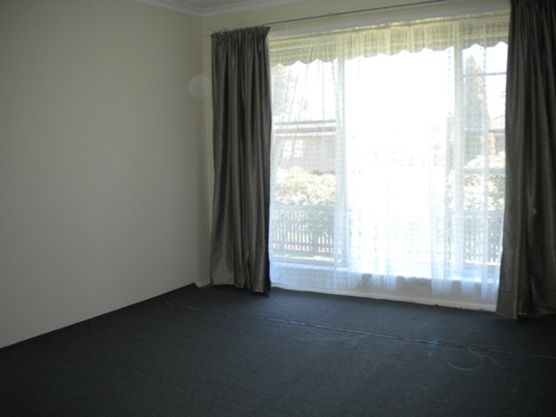 2 Aleppo Crescent, Frankston North VIC 3200