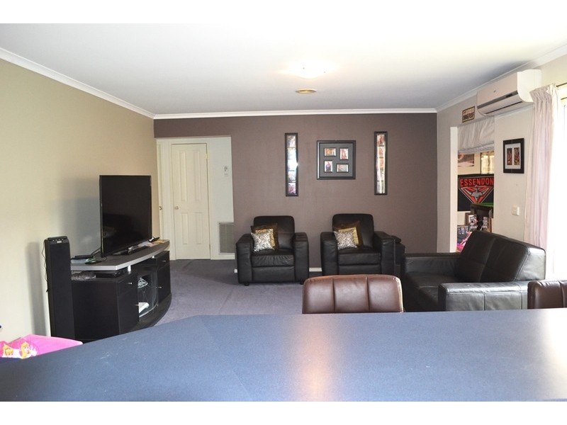 6 Pip Street, Skye VIC 3977