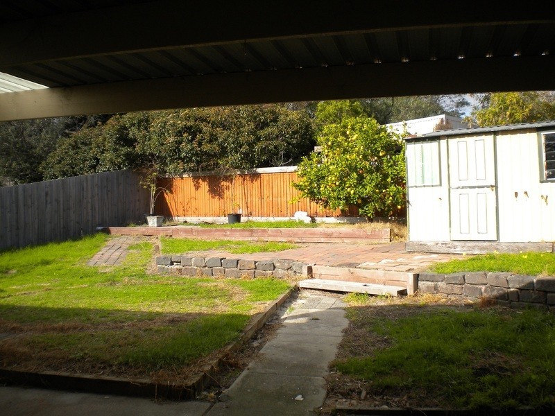 126 Monterey Boulevard, Frankston North VIC 3200