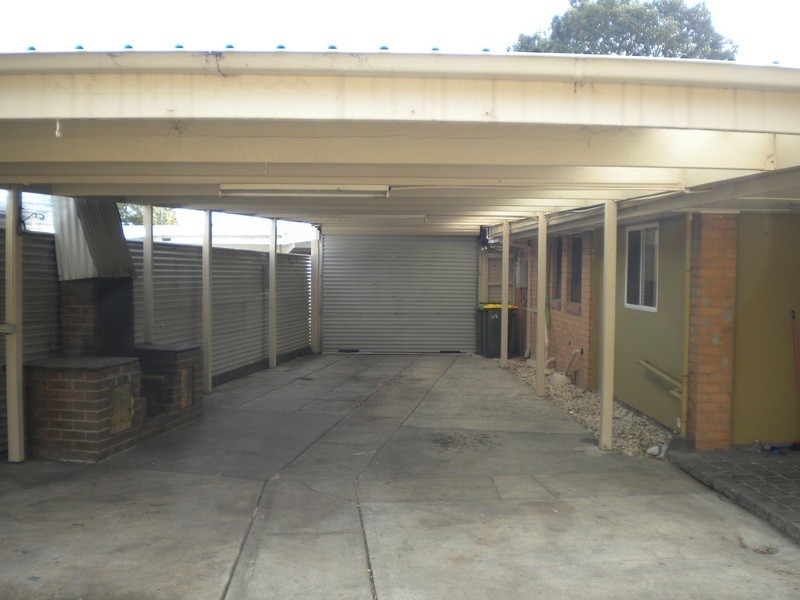 126 Monterey Boulevard, Frankston North VIC 3200