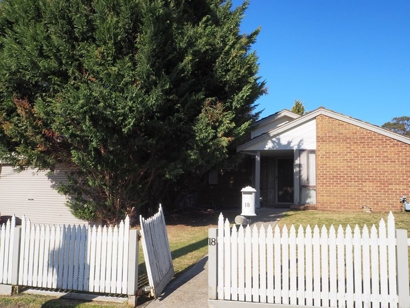 18 Stable Grove, Skye VIC 3977