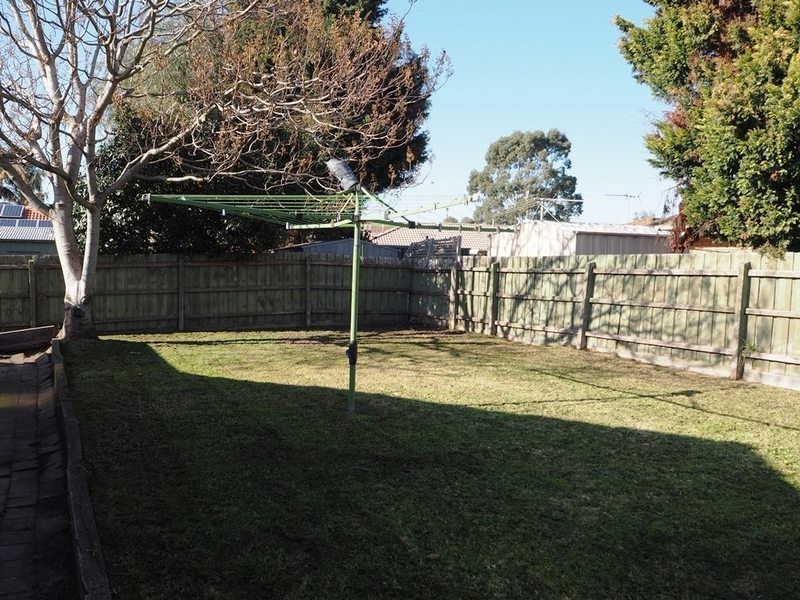 18 Stable Grove, Skye VIC 3977