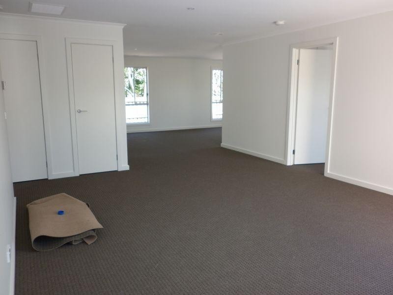 2/4 Corlett Street, Frankston VIC 3199
