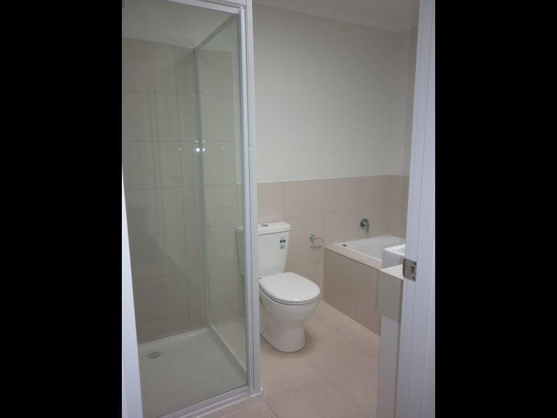 2/4 Corlett Street, Frankston VIC 3199