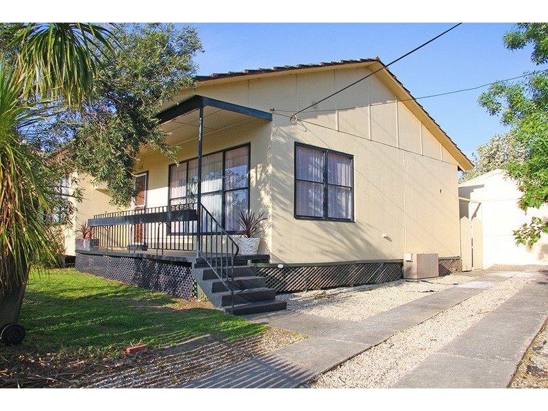 19 Silvertop Street, Frankston North VIC 3200