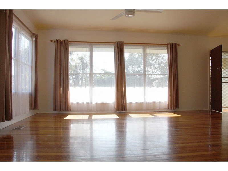 19 Silvertop Street, Frankston North VIC 3200
