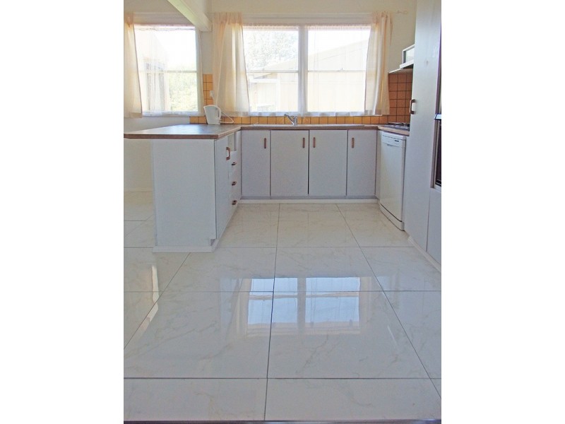 19 Silvertop Street, Frankston North VIC 3200