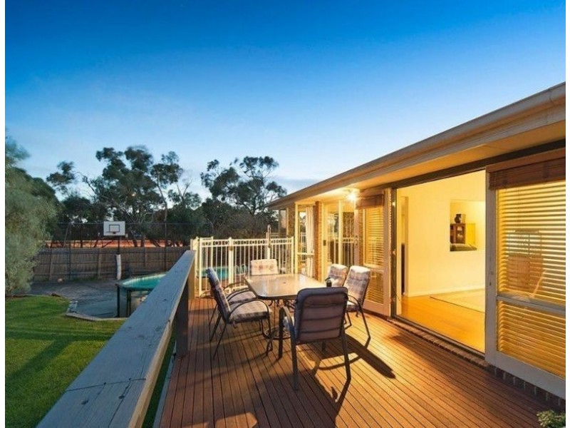 Cranbourne North VIC 3977