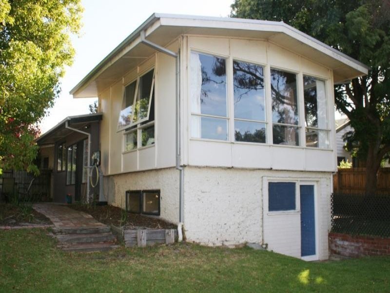 9 Bayview Road, Frankston South VIC 3199