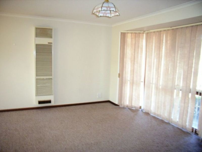 1 & 2/17 Richard Drive, Langwarrin VIC 3910