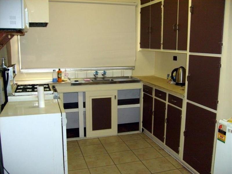 8 Forest Drive, Frankston North VIC 3200