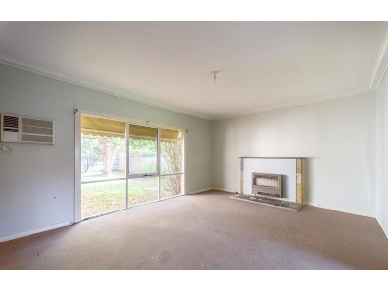 2 Duncan Avenue, Seaford VIC 3198