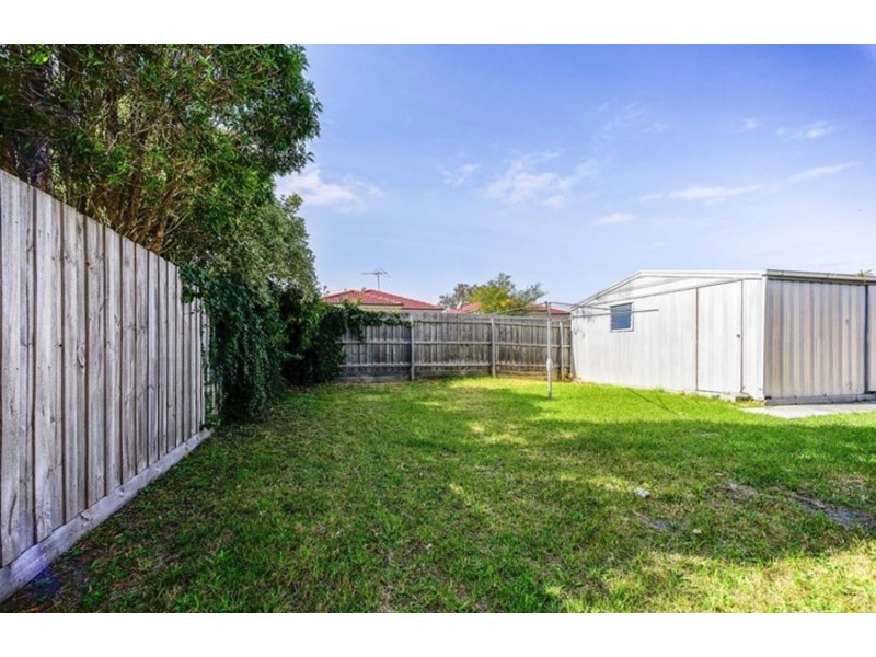 2 Duncan Avenue, Seaford VIC 3198
