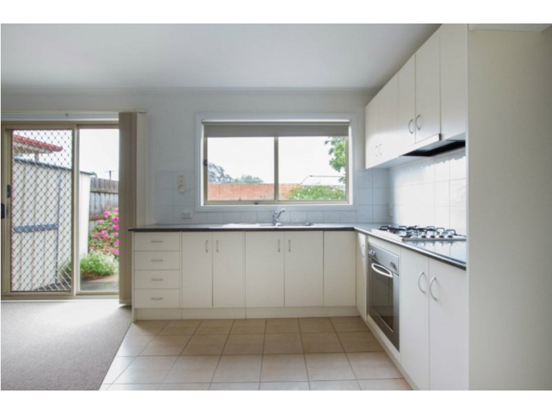 3/4 Barak Court, Frankston VIC 3199