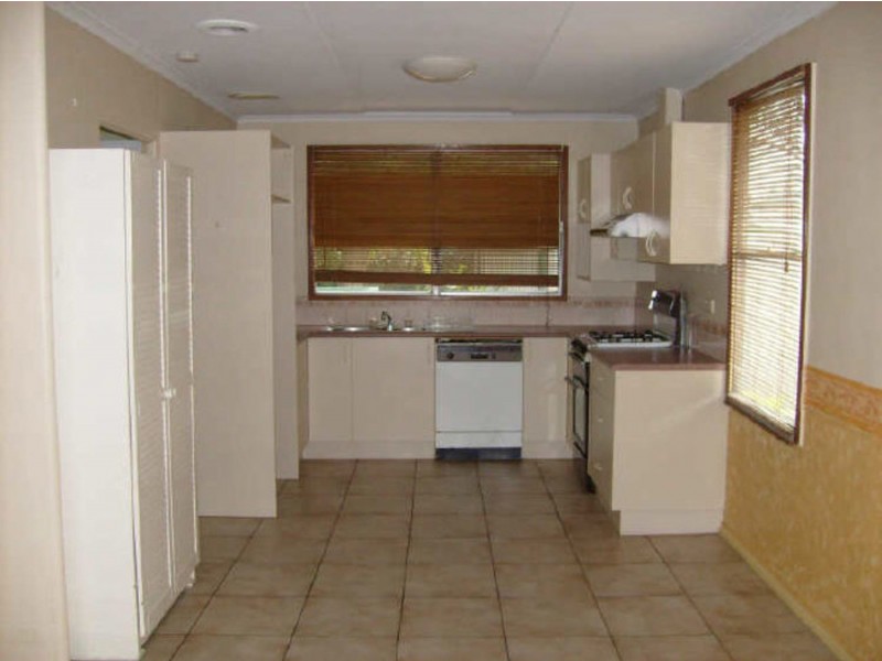 38 Aleppo Crescent, Frankston North VIC 3200