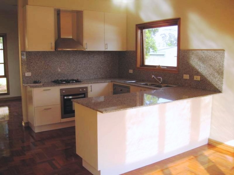 2/8 Ithaca Road, Frankston South VIC 3199