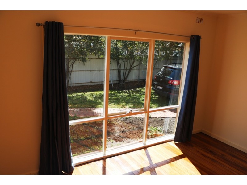 2 Duncan Avenue, Seaford VIC 3198