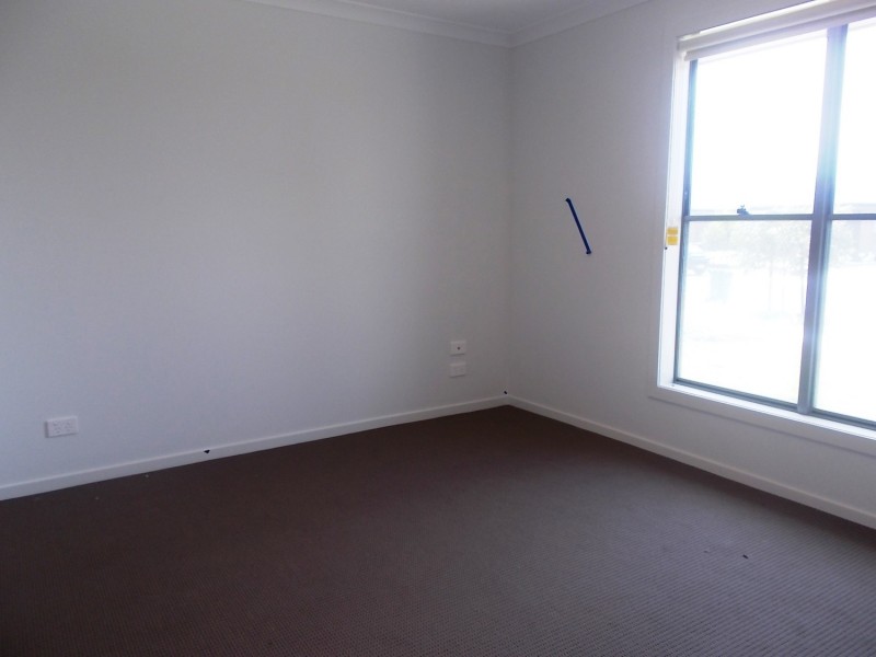 10 O’Meara Crescent, Cranbourne East VIC 3977