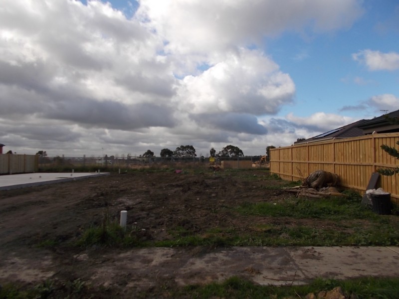 4 Goodison Road, Clyde North VIC 3978