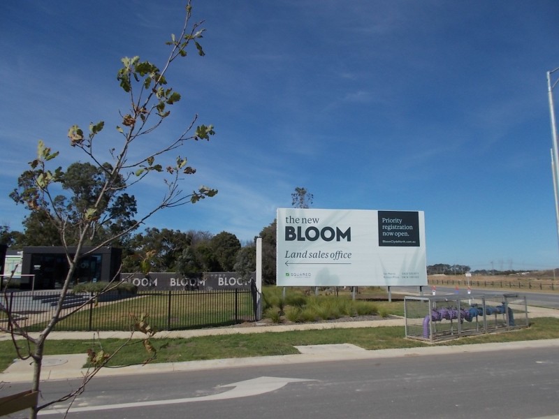 4 Goodison Road, Clyde North VIC 3978