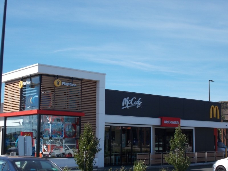 4 Goodison Road, Clyde North VIC 3978