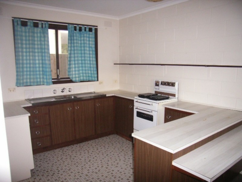 2/25 Fairway Street, Frankston VIC 3199