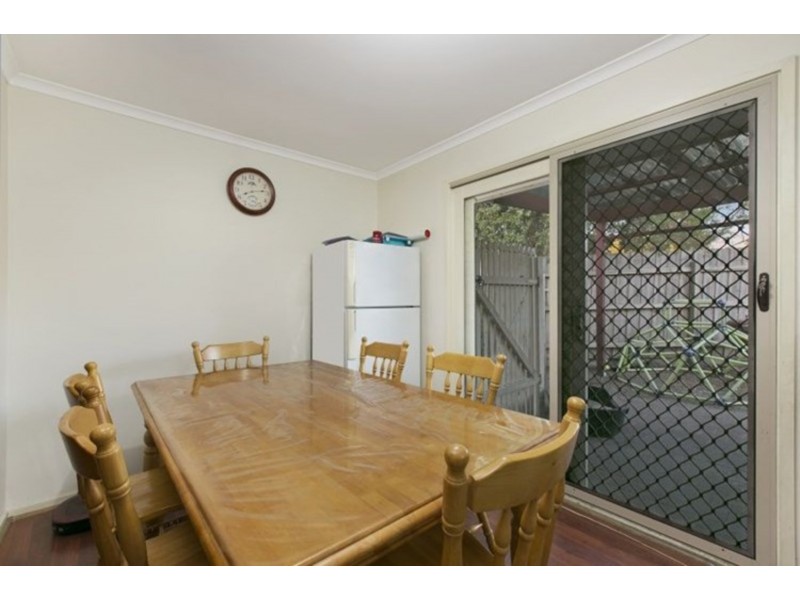 8 Milner Court, Cranbourne VIC 3977