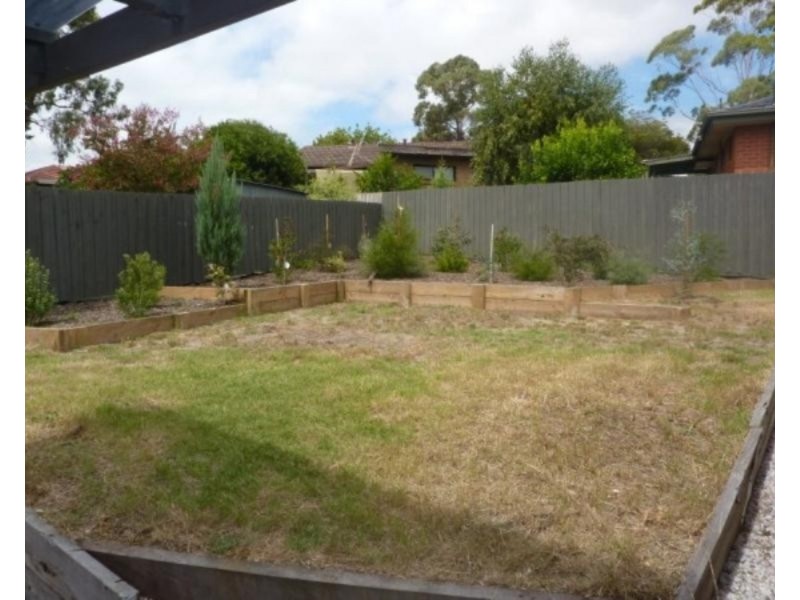 10 Hayden Avenue, Frankston VIC 3199