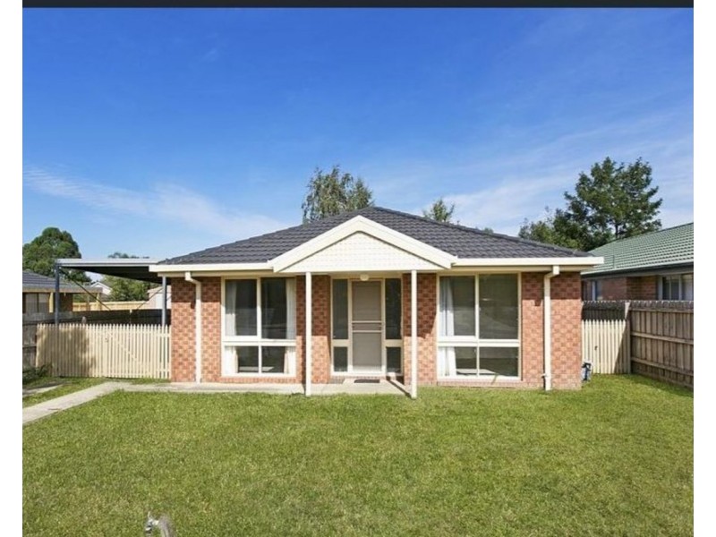 25 Pioneer Court, Berwick VIC 3806