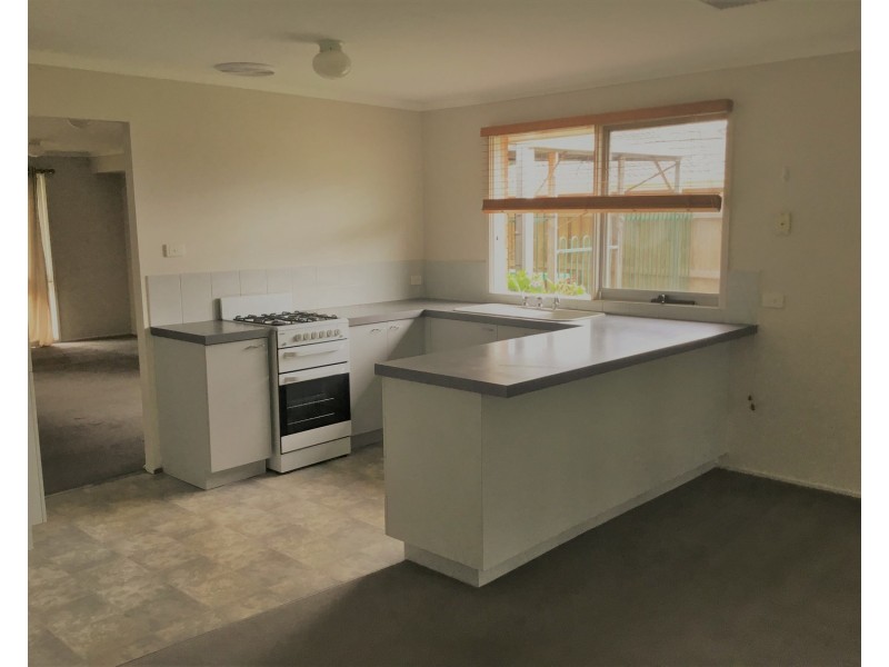 25 Pioneer Court, Berwick VIC 3806