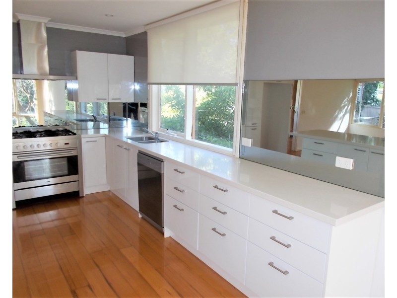 30 Woolston Drive, Frankston South VIC 3199