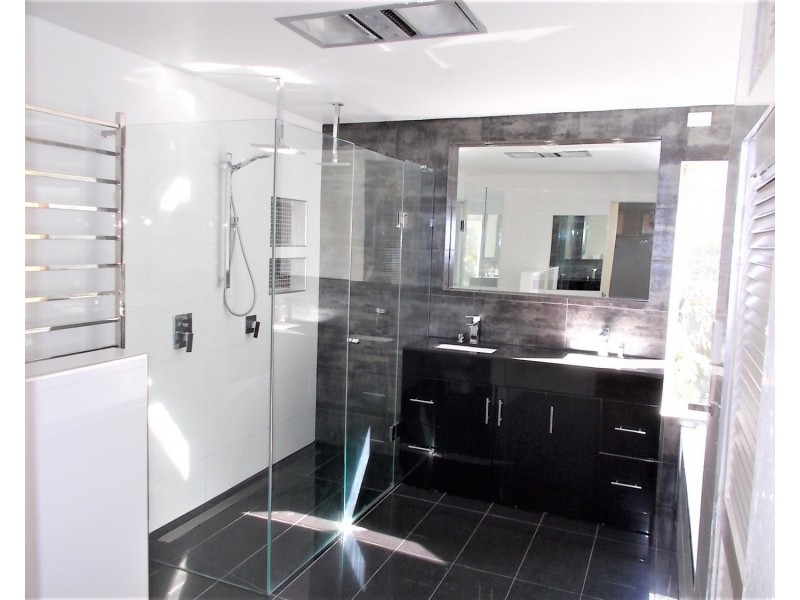 30 Woolston Drive, Frankston South VIC 3199