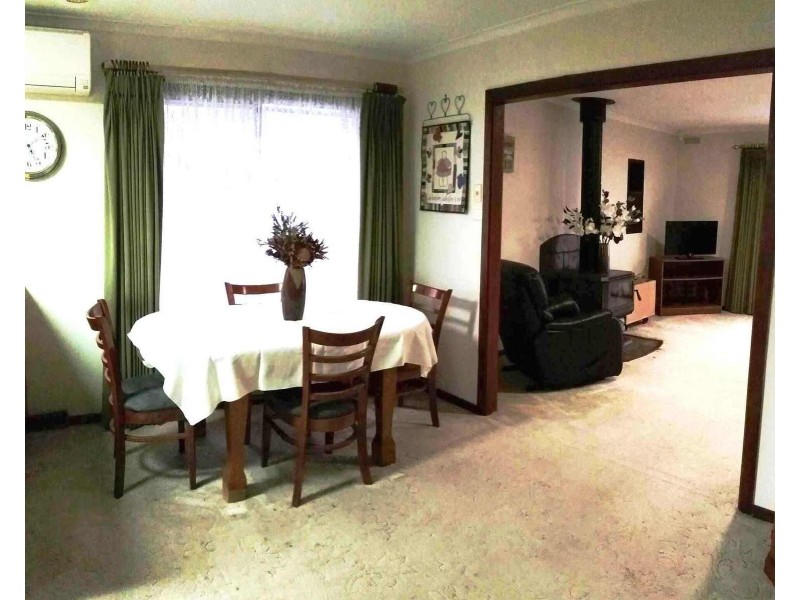 69 Gordon Street, Orbost VIC 3888