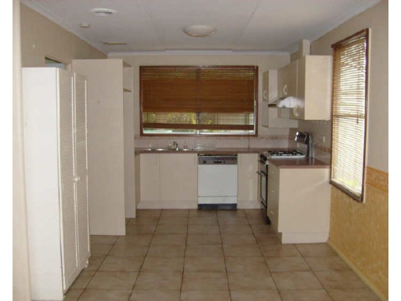 38 Aleppo Crescent, Frankston North VIC 3200