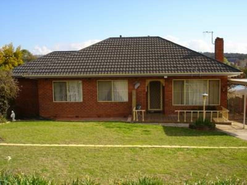 10 Parnham Street, Bathurst NSW 2795