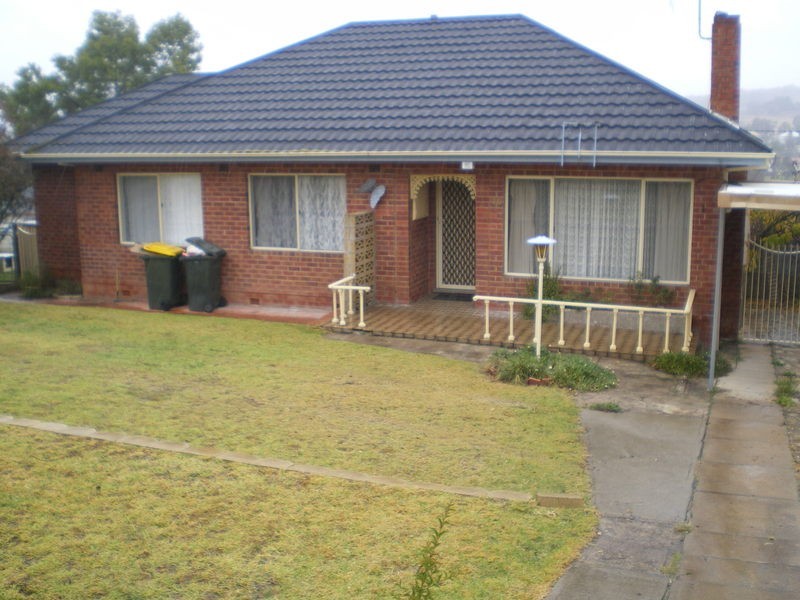 10 Parnham Street, Bathurst NSW 2795