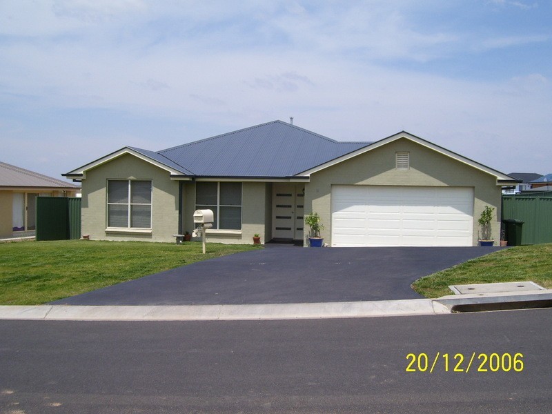 5 Musgrove Avenue, Bathurst NSW 2795