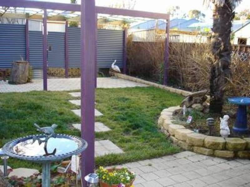 201 Bentinck Street, Bathurst NSW 2795