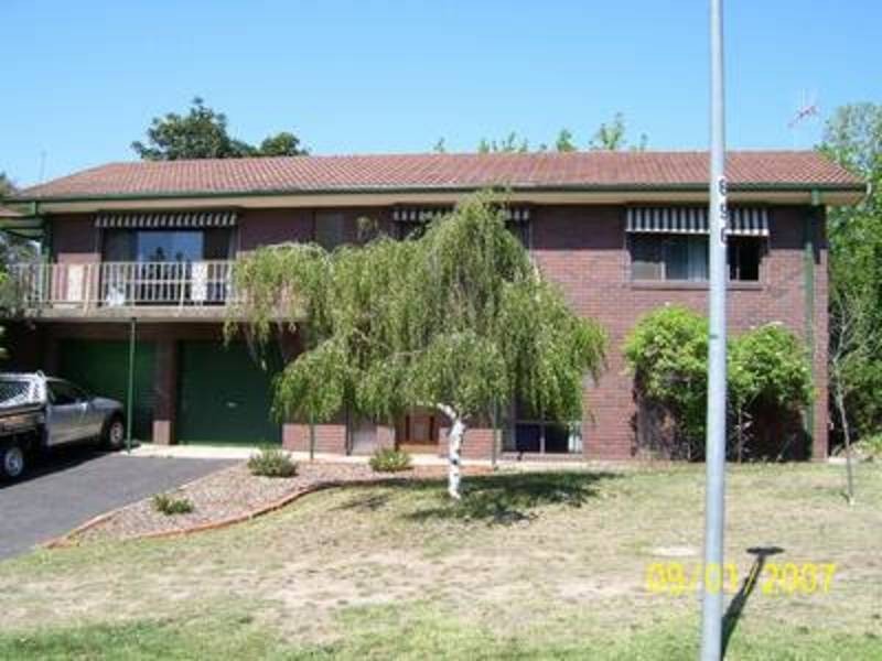 17 Miriyan Drive, Bathurst NSW 2795
