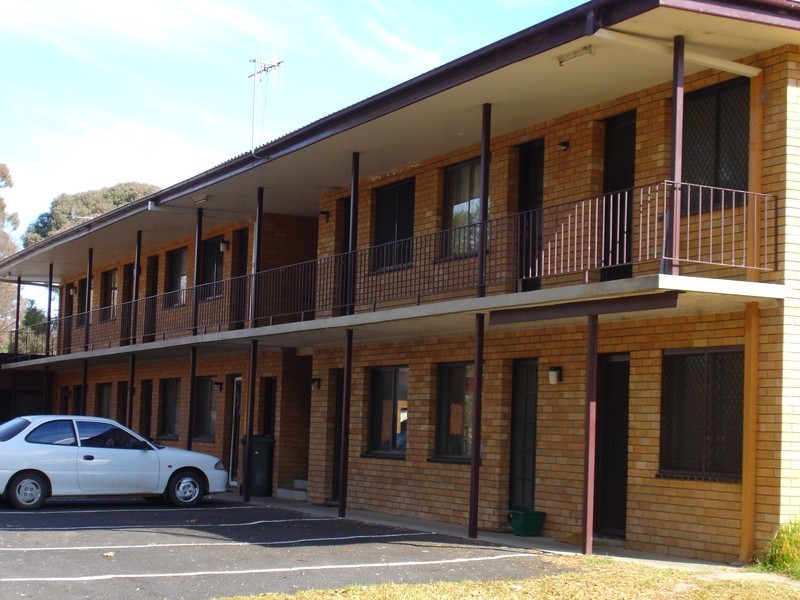 16/31 Seymour Street, Bathurst NSW 2795