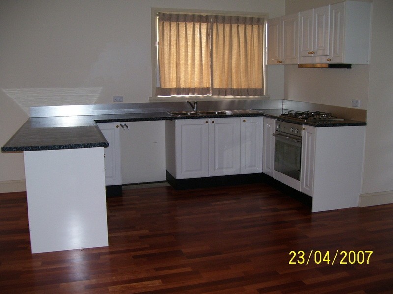 332 Peel Street, Bathurst NSW 2795