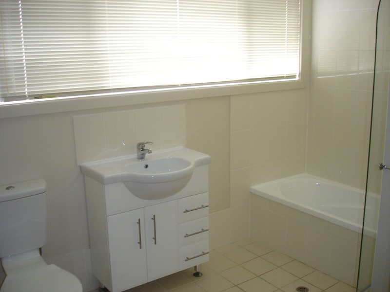 3 Redgum Circuit, Bathurst NSW 2795