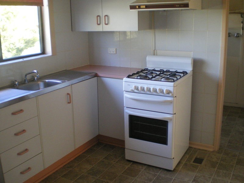 12 Beddie Street, Bathurst NSW 2795