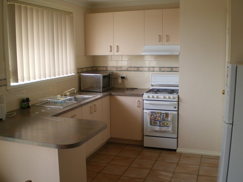 1/5 Dees Close, Bathurst NSW 2795