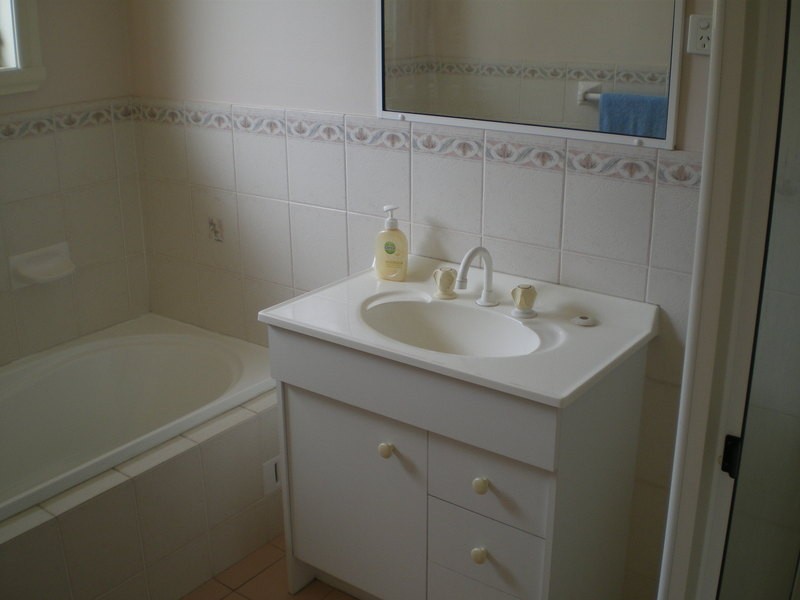 1/5 Dees Close, Bathurst NSW 2795