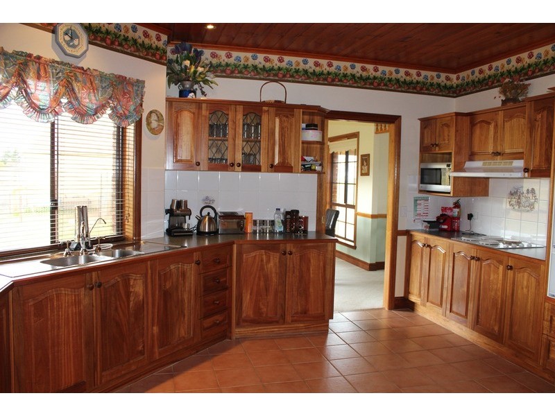 09 Fleming Drive, Bathurst NSW 2795