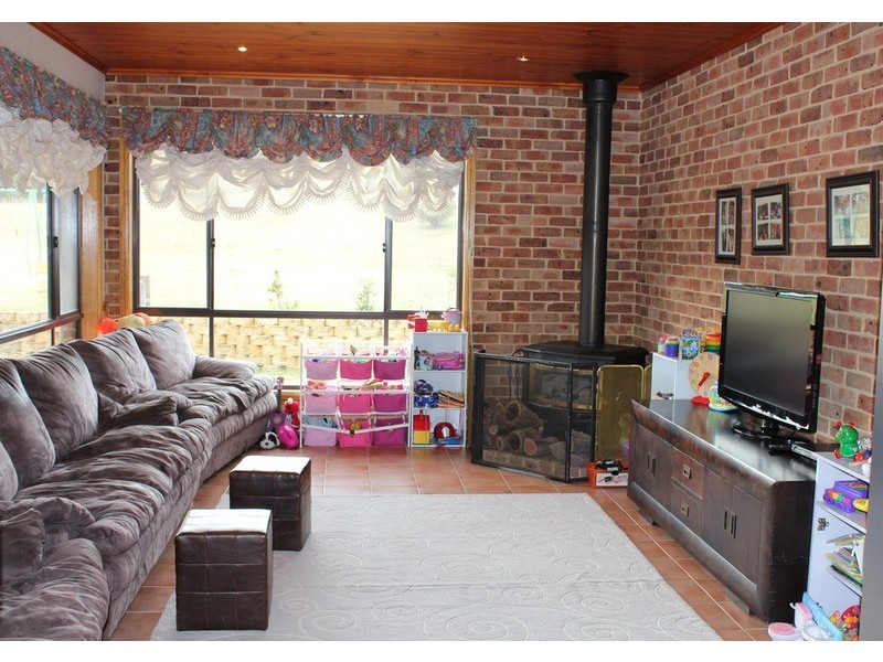 09 Fleming Drive, Bathurst NSW 2795