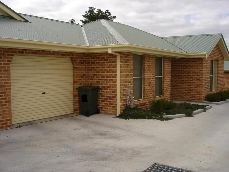 2/356 Stewart Street, Bathurst NSW 2795